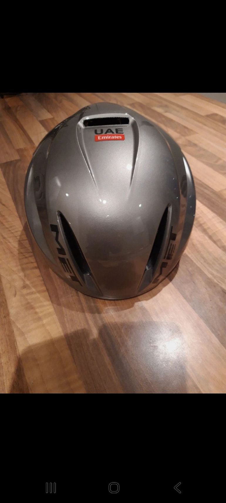 Käytetty Team uae Casque Met manta 2025 bike — kuva 2 / 6