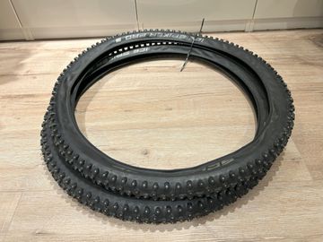 Schwalbe Ice Spiker Pro 27.5" x2 Tyres & Tubes d'occasion