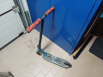 Brugt MGP Stuntscooter Madd Gear Origin Shredder Petrol Gesamthöhe 77, 5cm 2021 Skate / Scooter