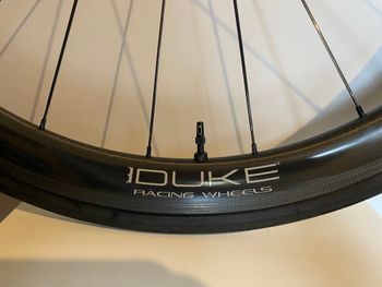 Käytetty duke Paired Wheels 2024 bike — kuva 4 / 5
