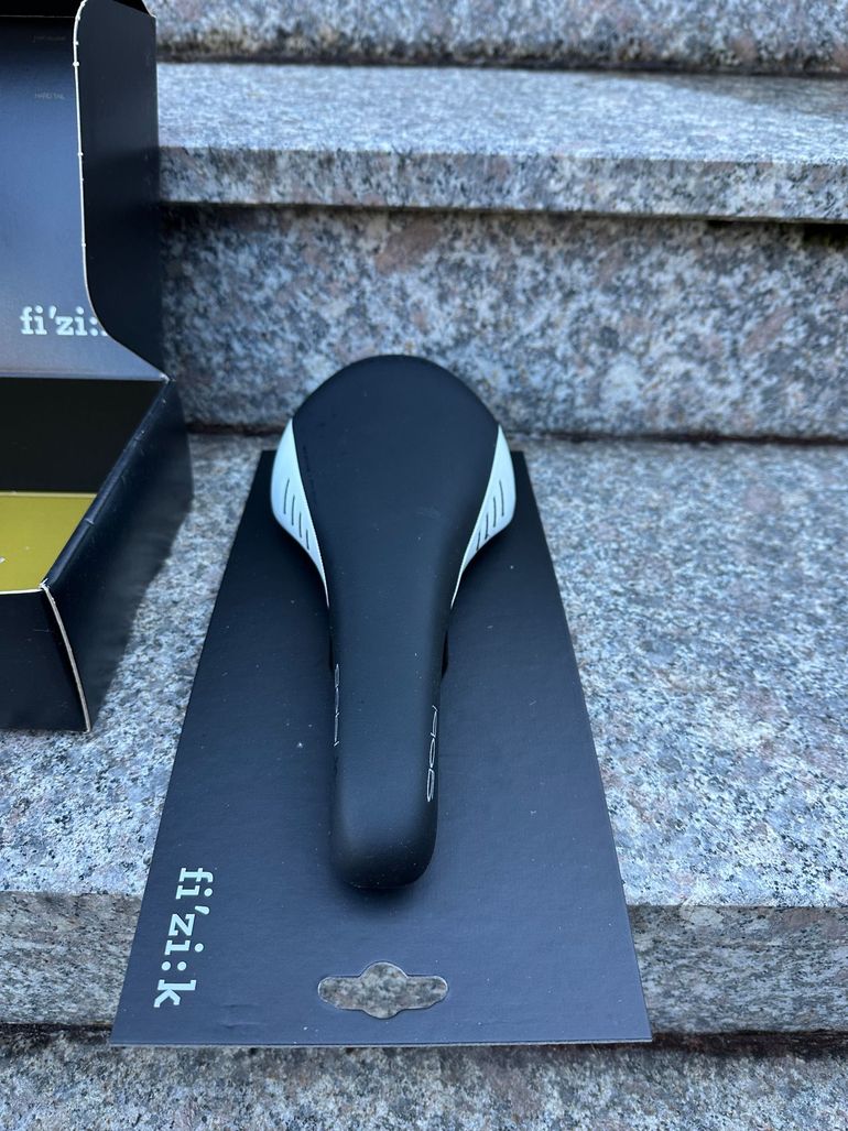 Used Fizik gobi xm 2023 bike — image 1 of 2