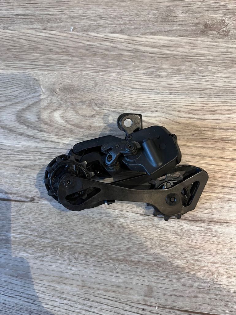 Used Shimano Shimano Dura Ace Di2 RD-R9250-D. 12-fach Schaltwerk 2024 bike — image 4 of 7