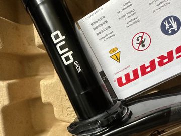 Używany Sram force left spindel only 2025 bike — zdjęcie 3 z 3