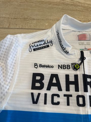 Brugt BAHRAIN VICTORIUS Autografata Matej Mohoric 2023 bike — billede 5 af 16
