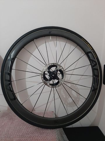 Gebrauchtes cadex 42 tubular 2023 bike — Bild 3 von 5