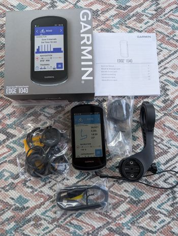 Used Garmin Edge 1040 – Neuf, complet 2025 Cycling Accessories
