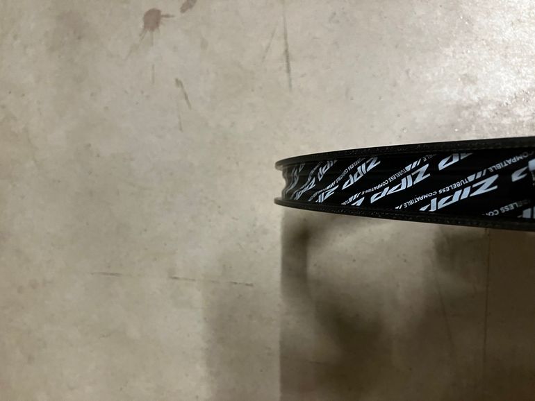 Used Zipp Zipp 303 SW 2025 bike — image 3 of 4