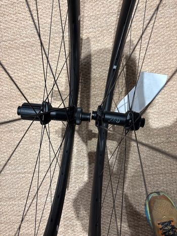 Używany Syncros Capital 1.0s 40 Wheelset bike — zdjęcie 3 z 7