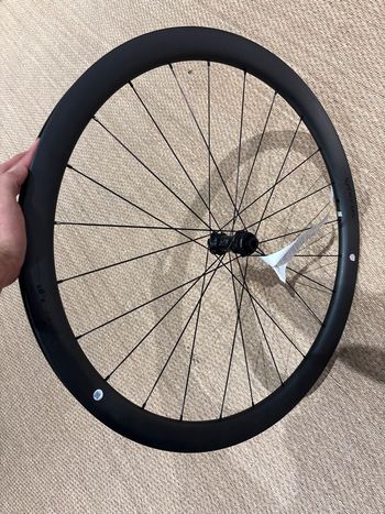 Używany Syncros Capital 1.0s 40 Wheelset bike — zdjęcie 7 z 7