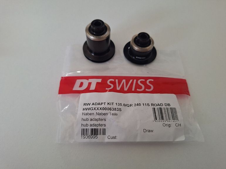 Used Dt Swiss DT Swiss 5 x 135 mm HWGXXX0006383S Adapter 2022 bike — image 1 of 2