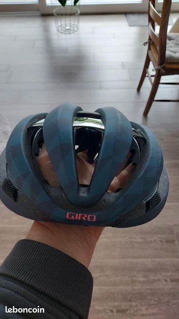 Brugt Giro S Tom Pidcock Helmet bike — billede 2 af 3