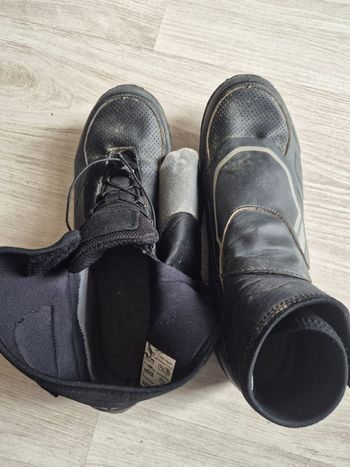 Used Shimano zapatillas invierno 2022 bike — image 2 of 4