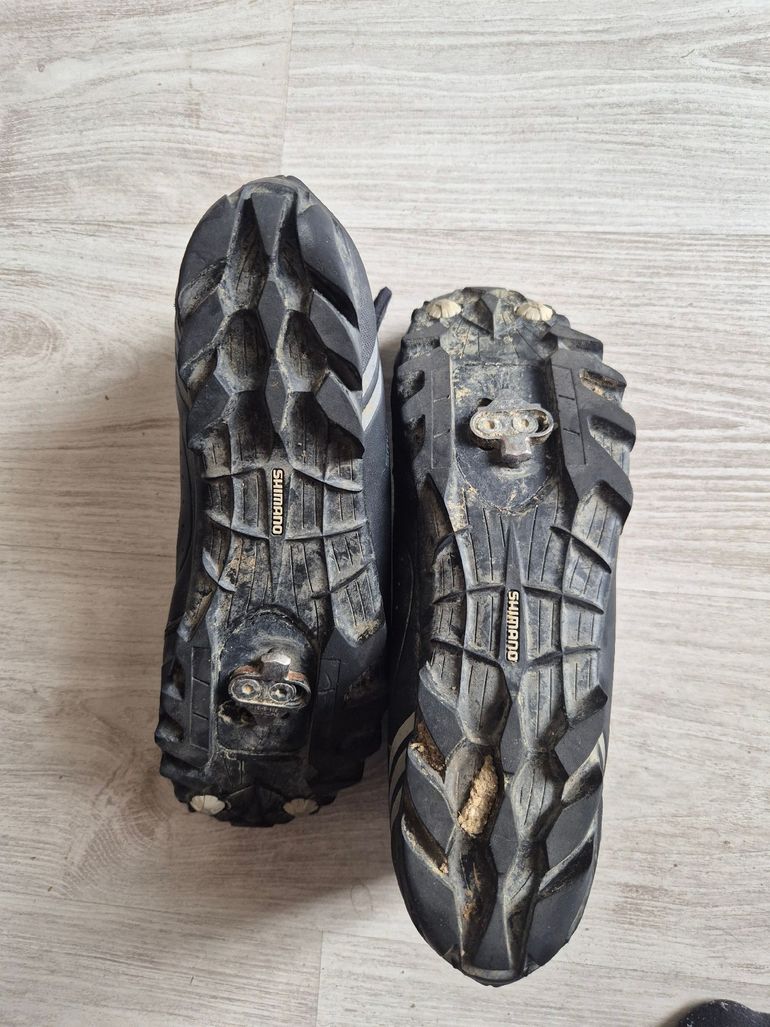 Used Shimano zapatillas invierno 2022 bike — image 3 of 4