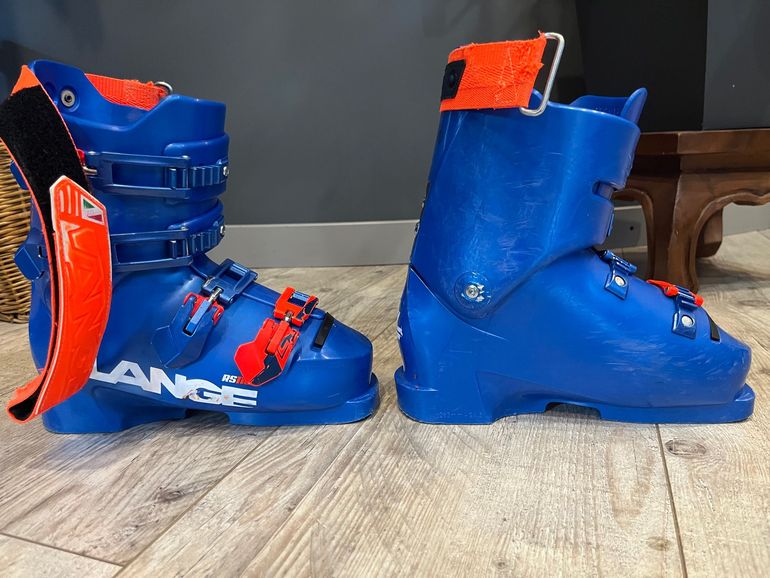 Used Lange chaussures de ski lange RS 110 SC 24/24,5 2025 bike — image 1 of 2