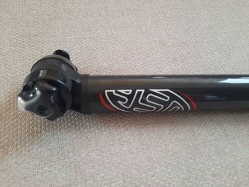 Brugt Ultimate USE Carbon Seatpost 30.9x400 Saddles & Seatposts