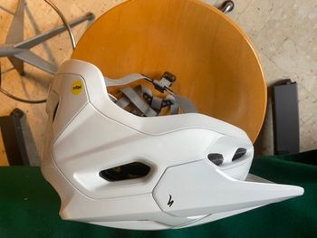 Used Specialized Tactic 4 Helmet Large bike — image 4 of 6
