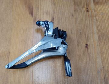 Brugt Sram RED Front Derailleur 22-speed Drivetrain & Pedals