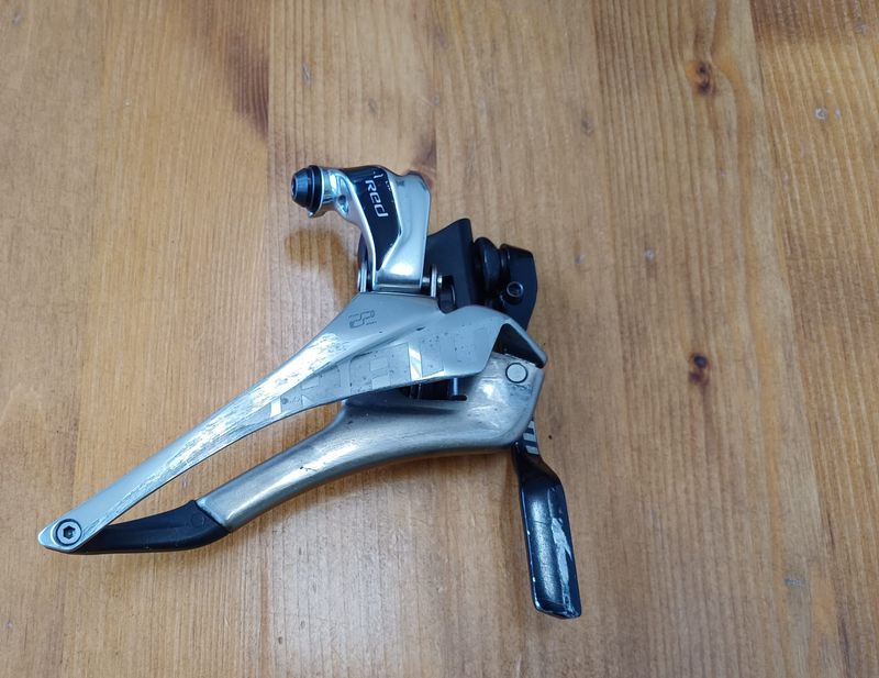 Käytetty Sram RED Front Derailleur 22-speed Drivetrain & Pedals