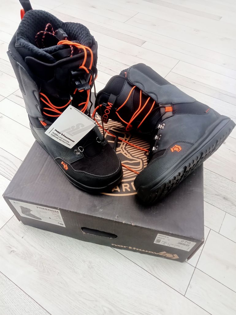 Brugt Freedom Snowboard Boots 2025 bike — billede 2 af 2