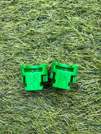 Fox, 34 Tokens/Volume Spacers
