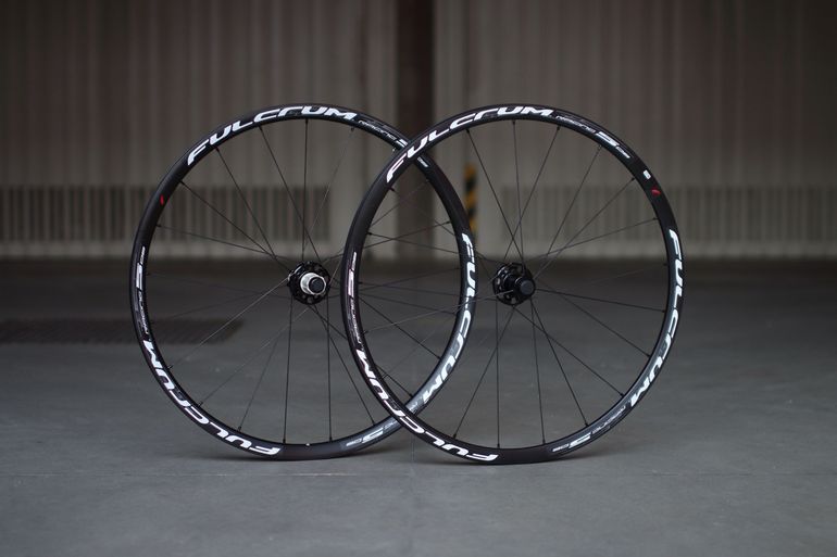 Brugt Fulcrum Racing 5 DB 700c Wheelset bike — billede 1 af 8
