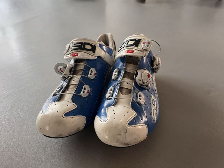 Used Sidi Wire Carbon 43 bike — image 2 of 4