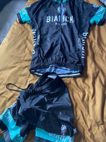 Używany Bianchi maillot et cuissardes Cycling Clothing