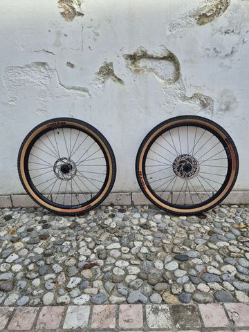 Hunt 650B Adventure Sport Disc Wheelset 2023 Wheels usato