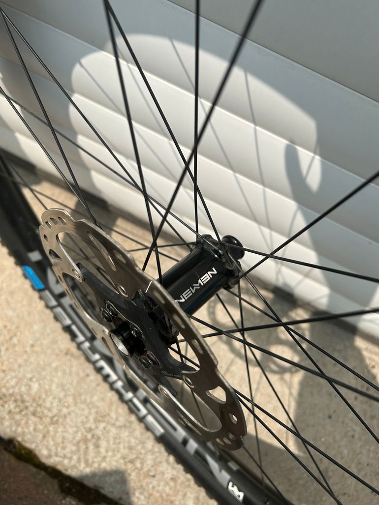 Brugt Newmen Evolution SL X.A.25 29 Zoll 2023 bike — billede 4 af 9
