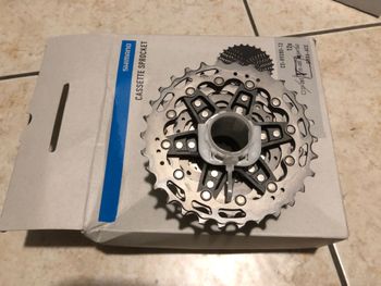 Used Shimano dura ace 11-30 12 v 2025 bike — image 2 of 5