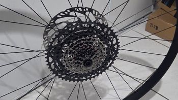 Used Sram XS 1270 EAGLE 10-52 T-Type 2025 bike — image 2 of 2