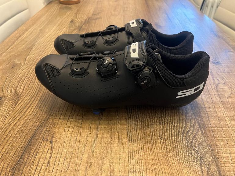 Used Sidi scarpe bike — image 4 of 5