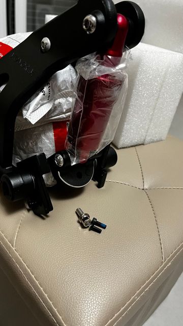 Gebrauchtes monorim ammortizzatore posteriore per monopattini qualsiasi marca 2025 Skate / Scooter