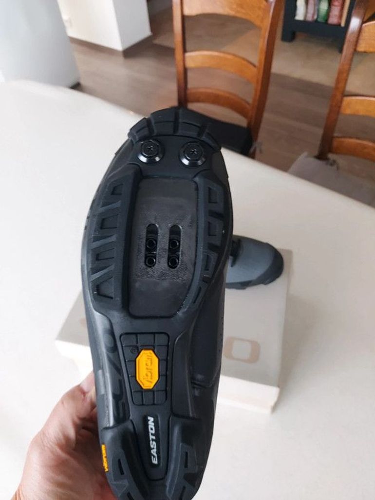 Used Giro Code Techlace 42 bike — image 2 of 6