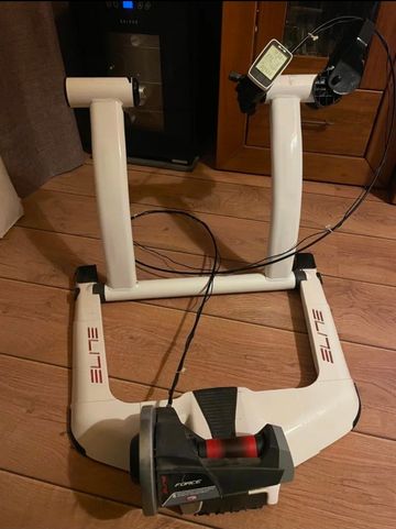 Tweedehands Elite rodillo elite 2020 bike — afbeelding 1 van 4