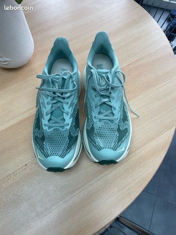 Brugt HOKA Challenger 8 Trailrunning Shoes 2025 Running Shoes