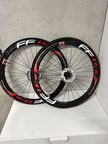 Brugt Fast Forward (FFWD) Fast Forward F4Disc DT 240 Shimano 11/12S Tubular 2021 Wheels