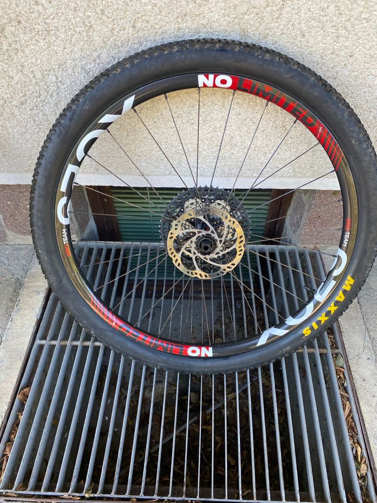 Used NoLimited wheelset 2022 bike — image 3 of 6