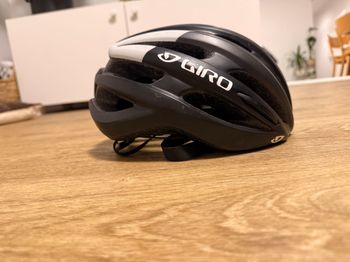 Giro Cinder Helmet bike de segunda mano — imagen 3 de 5