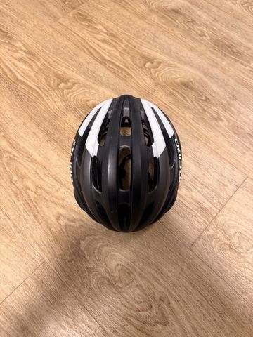 Used Giro Cinder Helmet bike — image 1 of 5