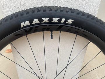 Used Syncros Silverton 1.0 29" Wheelset 2025 bike — image 7 of 9