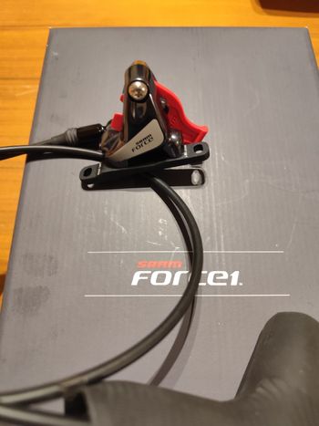 Used Sram frein avant SRAM Force 2024 bike — image 2 of 7