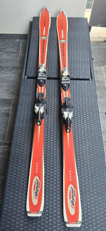 新品 送料無料 フランス製 DYNASTAR INTENSE 6 鈴木スポーツ - ディナ