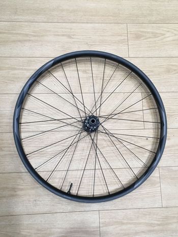Used Giant AM MicroSpline 29" Wheelset bike — image 5 of 6
