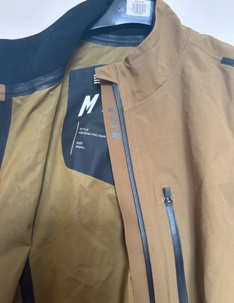 Brugt MAAP Ascend Pro Rain Jacket 2025 bike — billede 4 af 5