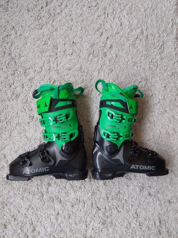 Used Atomic Hawx Ski Boots 120s ultra 2023 Skiing & Skitouring