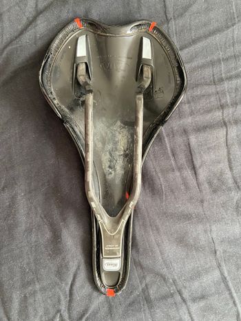 Used Selle Italia sella slr  in carbonio 115g 2019 bike — image 2 of 3