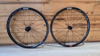 Zipp, 202 firecrest disc tubeless