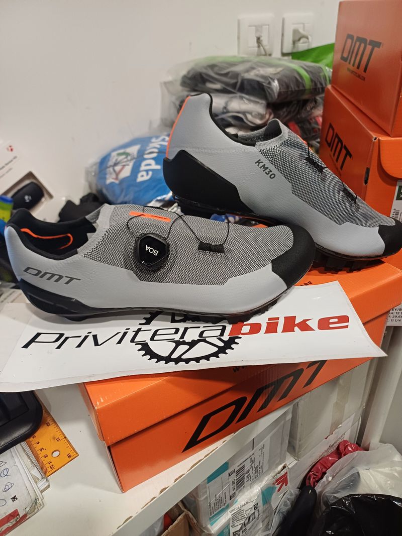 Used Dmt SCARPE MTB KM30 GREY 42 - M001023KM30-A-R1-0062-42 2024 Cycling Shoes