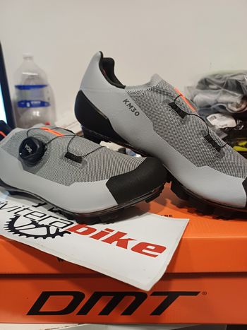 Used Dmt SCARPE MTB  KM30 GREY 42 - M001023KM30-A-R1-0062-42 2024 bike — image 2 of 2